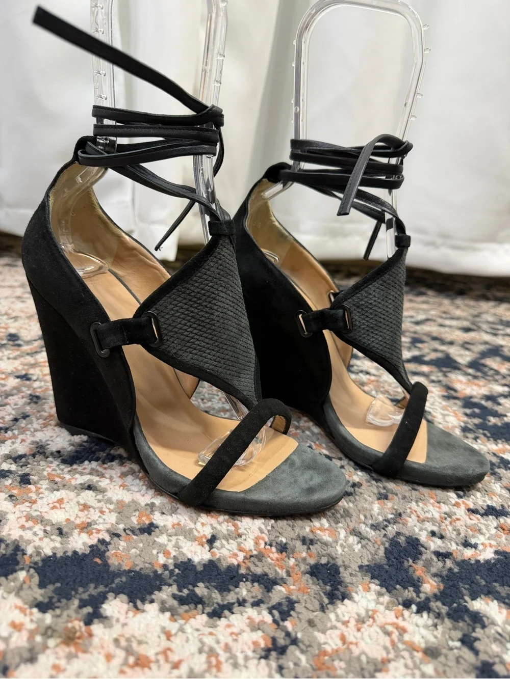 Hoss Intropia Black Suede Leather Lace-Up Wedge Sandals Heels Size 8
